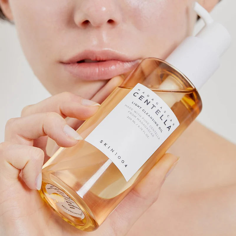 Skin 1004 Madagascar Centella Light Cleansing Oil