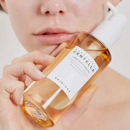 Skin 1004 Madagascar Centella Light Cleansing Oil
